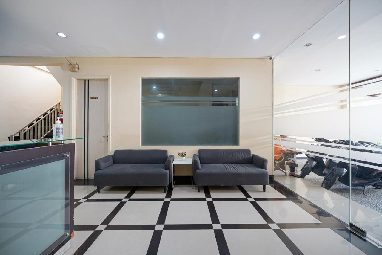 Hotel Multi 88 Syariah Jakarta Exterior foto
