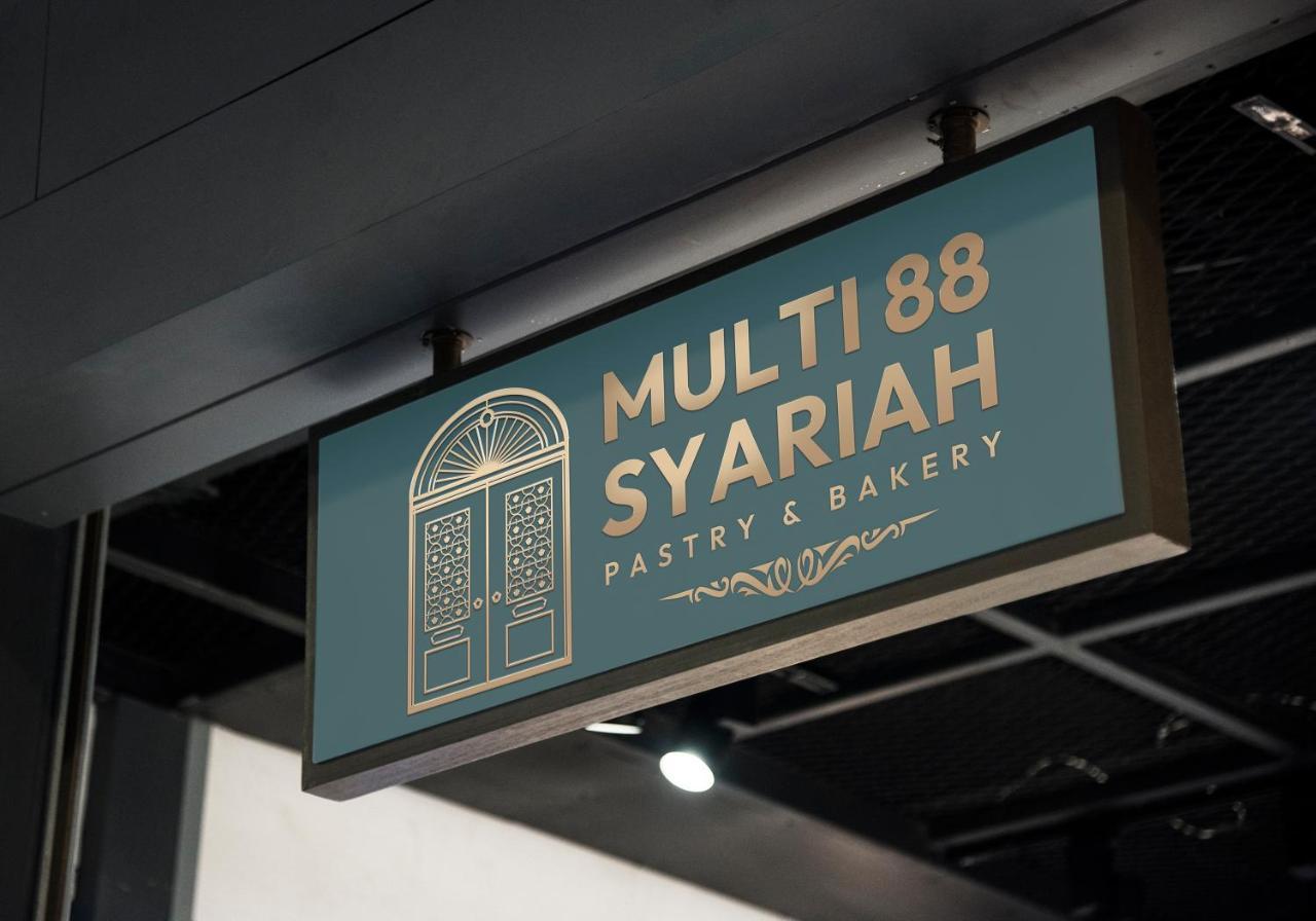 Hotel Multi 88 Syariah Jakarta Exterior foto