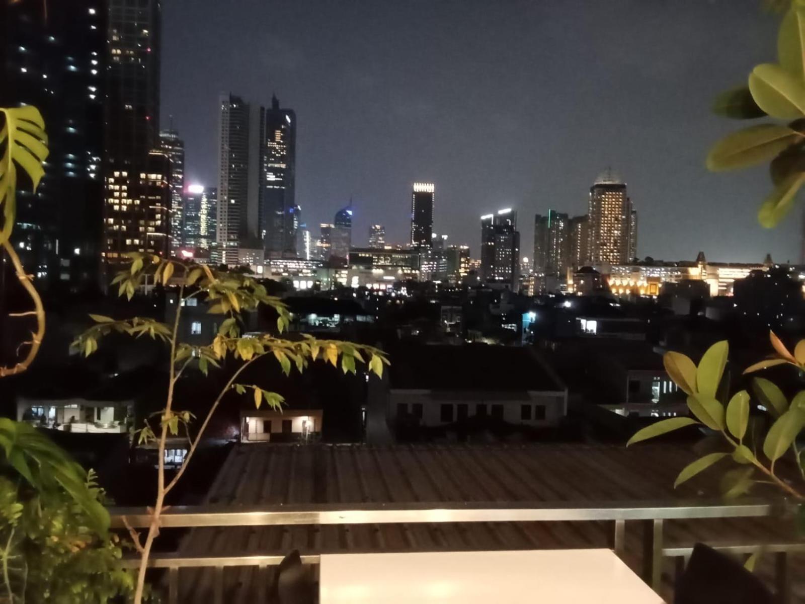 Hotel Multi 88 Syariah Jakarta Exterior foto