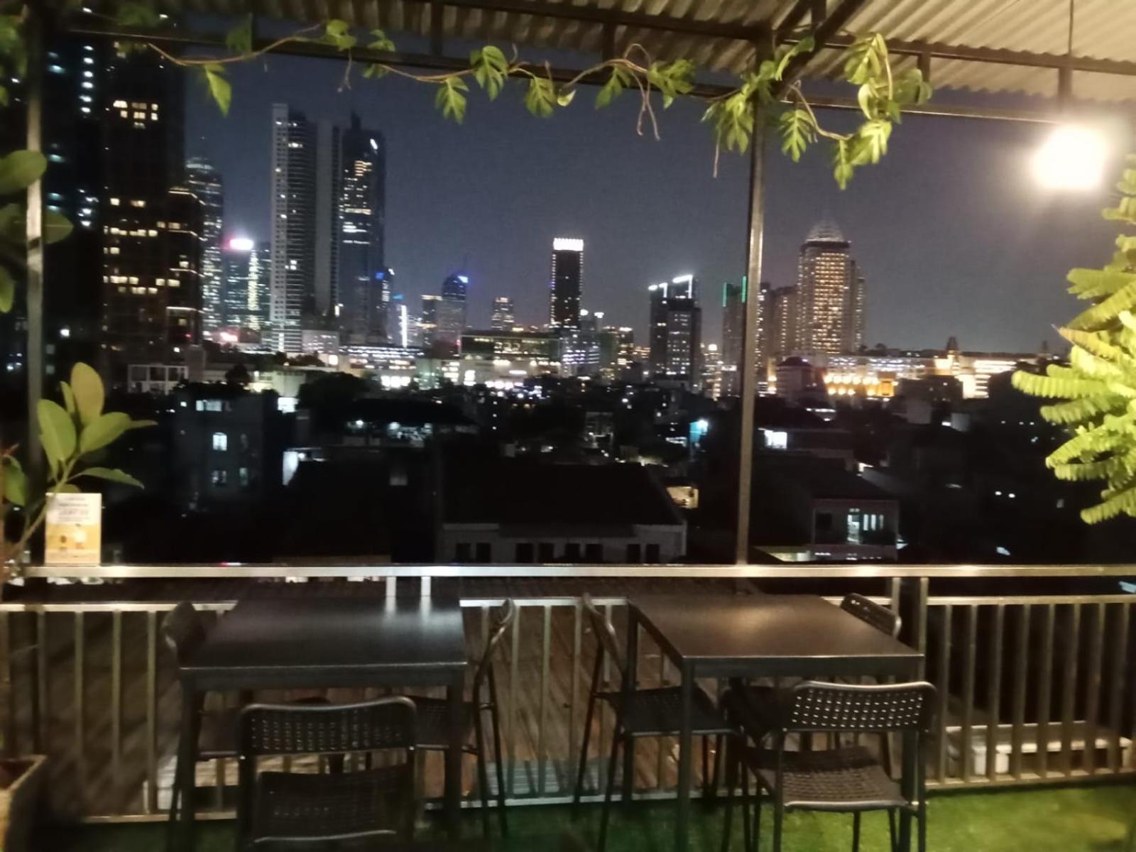 Hotel Multi 88 Syariah Jakarta Exterior foto